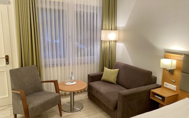 Waldhotel zum Bergsee Damme