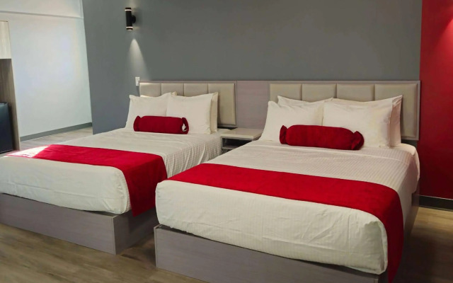 Ramada by Wyndham West Edmonton Hotel & Suites