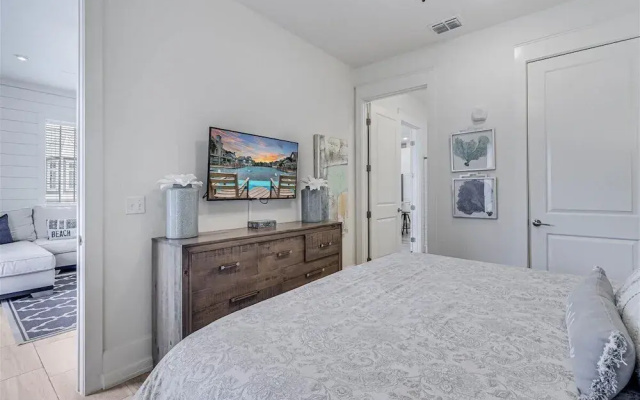Pelican Point TC 10202