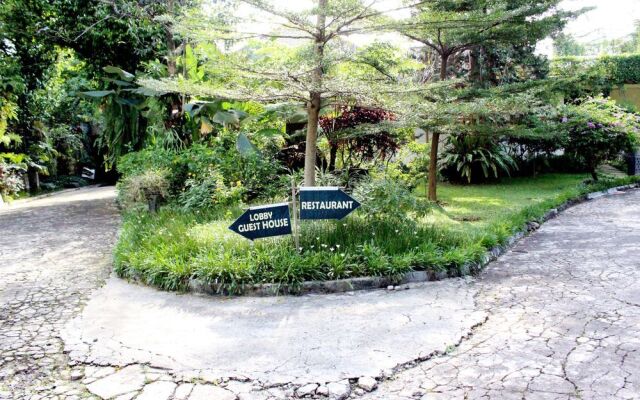 ZEN Rooms K. H. Moh Toha Ciawi