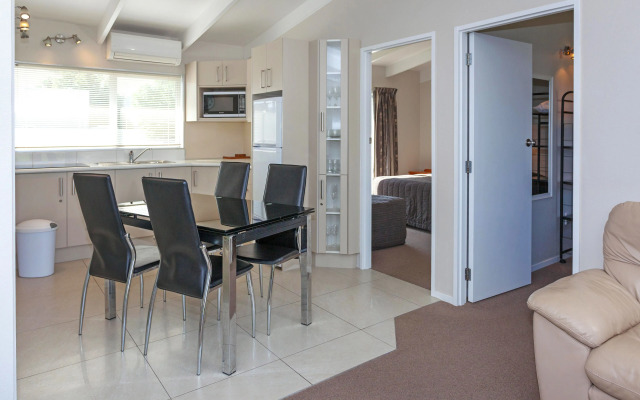 Palm Pacific Resort and Motel