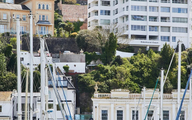 Harbour Breeze in Torquay
