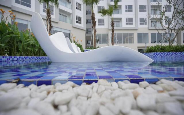 The 1108 sapphire Ha Long