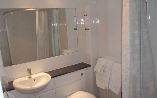 The Shaw Country Hotel