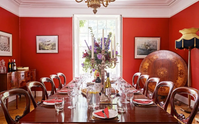 Gitcombe House