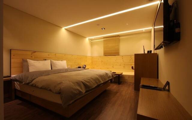 Hotel Cats Suwon