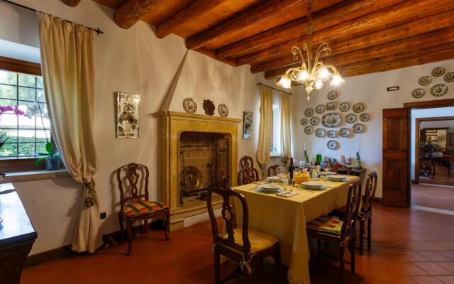 Vr-c943-fond0at - Torre dei Malaspina 6 1