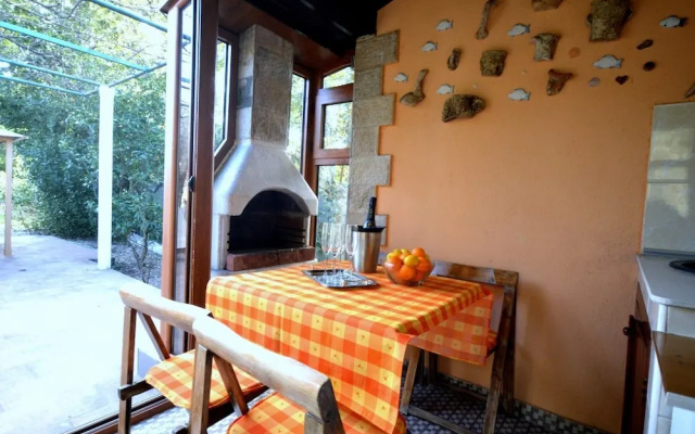 Lazzaro Apartments