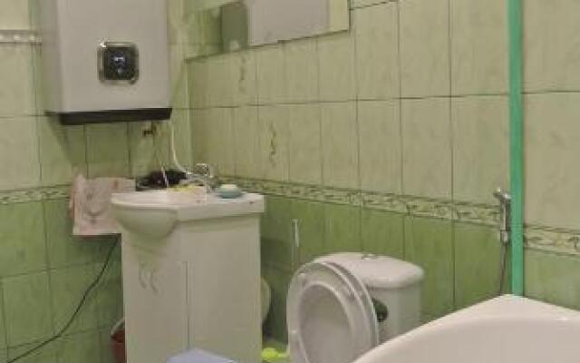 Dom U Naberezhnoy Hostel
