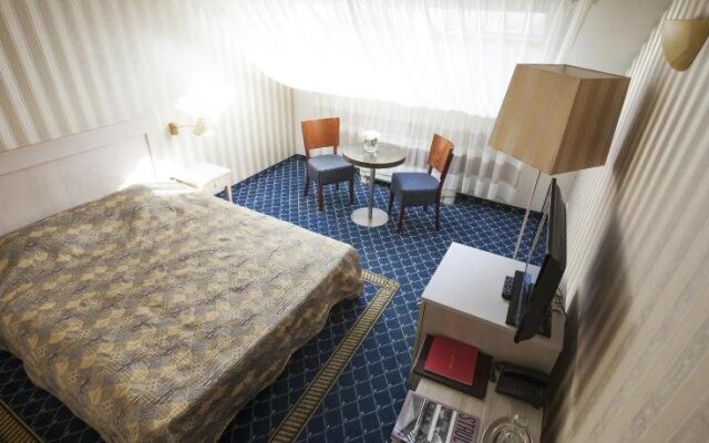 Nese Pramogu Bankas Guest House