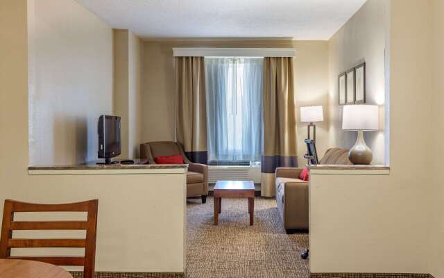 Comfort Suites Raleigh Walnut Creek