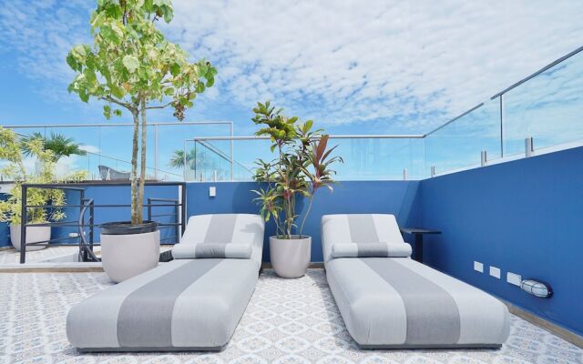 La Cuadra by Wynwood House