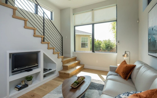 24 Robert Drive - 1 Br Home