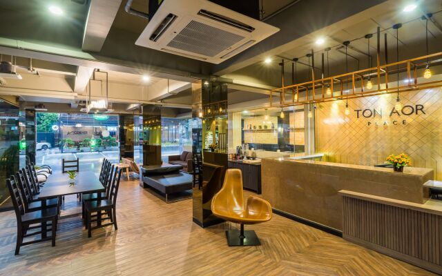 Ton Aor Place Hotel Ratchada