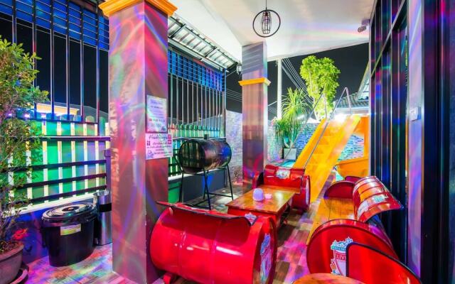 Grand Prix Pool Villa