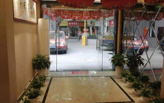 Debisi Hotel