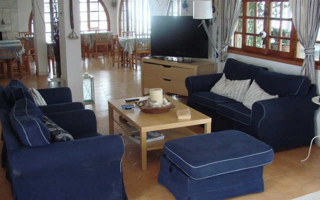 Galatis Hotel
