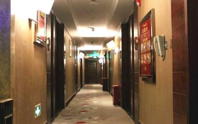 Yijia Chain Hotel Chengdu Yongfeng