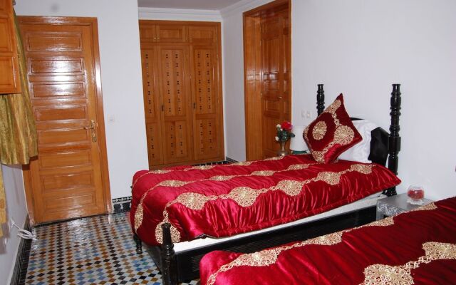 Room in B&B - Riad Authentic Palace & Spa -jawhara