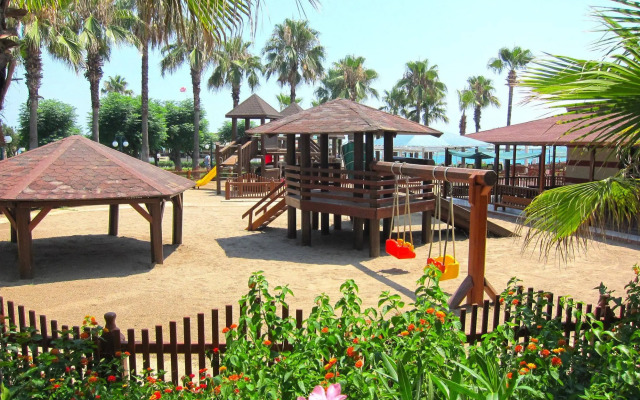 Paloma Paradise Beach Resort