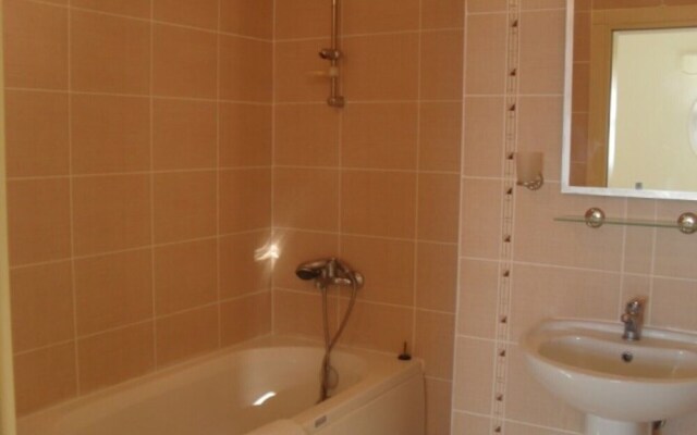 Aegean Cost Luxury 4-Bed Duplex or affordable