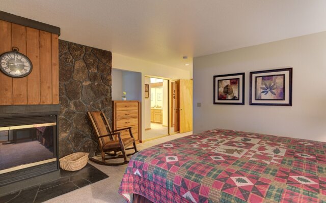 Wildflower Condos by Village Properties at Sunriver
