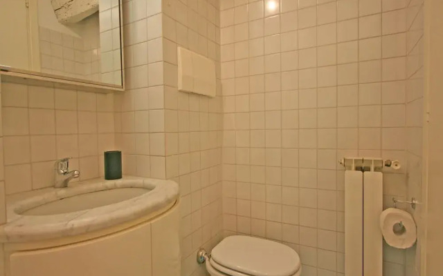 Travel & Stay - Parione