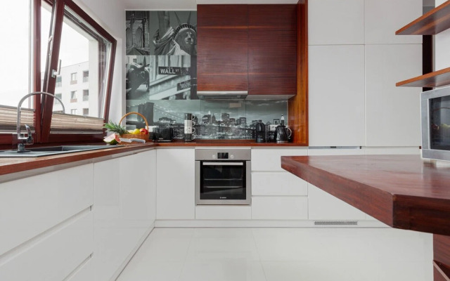 Apartment Mołdawska Warsaw by Renters