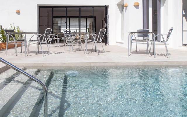 Hotel Senderos