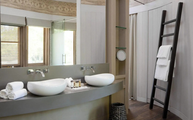 Sheraton New Caledonia Deva Spa & Golf Resort