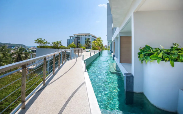 Seaview modern Apartment at Karon Hill