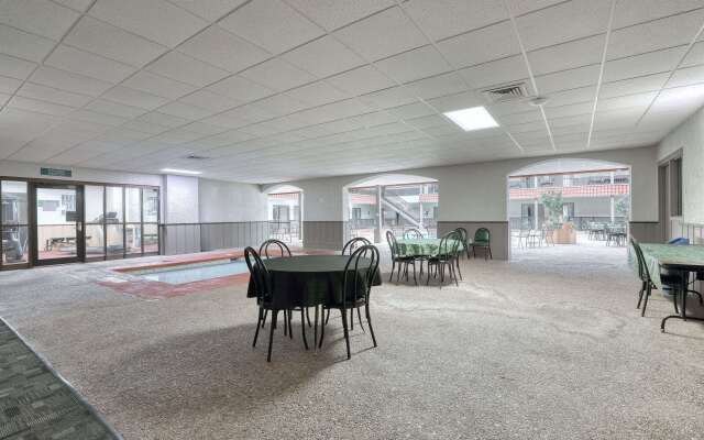 Quality Inn & Suites Downtown
