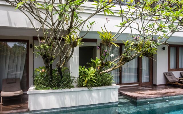 Seminyak Lagoon All Suites Hotel