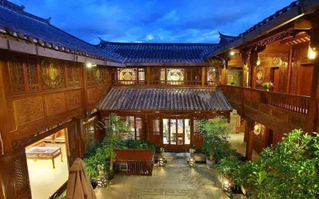 Floral Hotel Lijiang Yishe