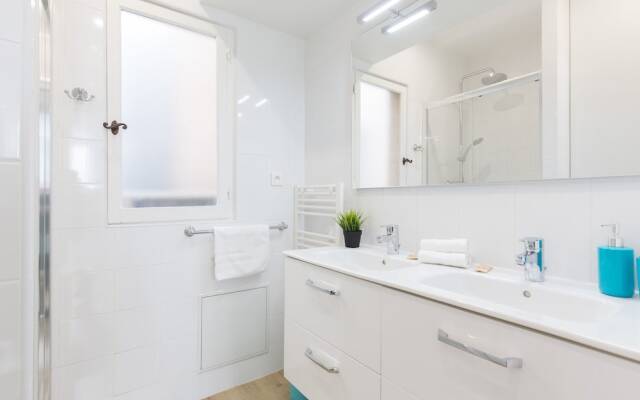 L'Albion YourHostHelper