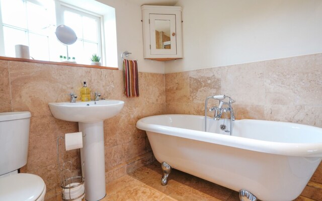 Cloudberry Cottage