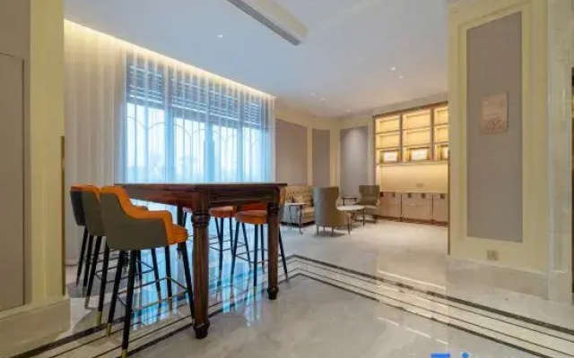 Vienna Hotel (Nantong Tongzhou Bay Branch)