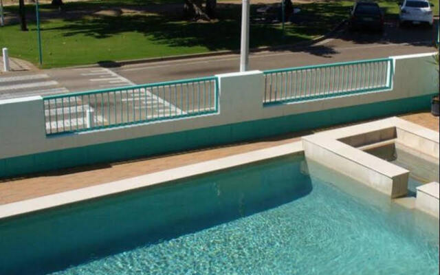 Townsville Seaside Apartments