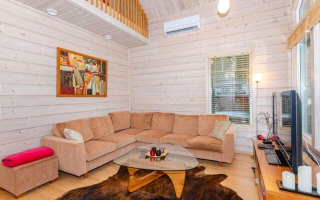 Holiday Home Kolinpilvi