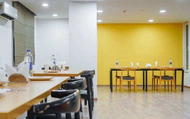 Saltstayz Express - Medicity (Near Medanta Hospital)