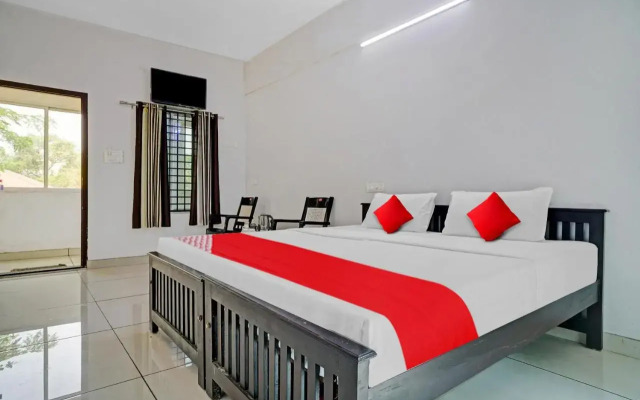 Oyo Flagship 808201 Hornbill Residency
