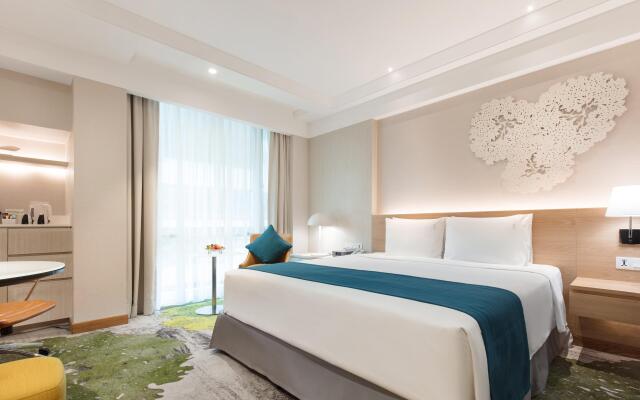 Holiday Inn Bangkok, an IHG Hotel