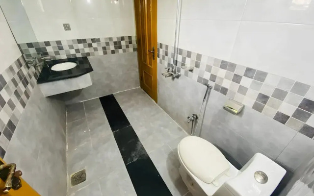 One Click 7 Guest House
