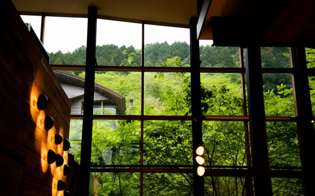 Hakone Retreat Fore