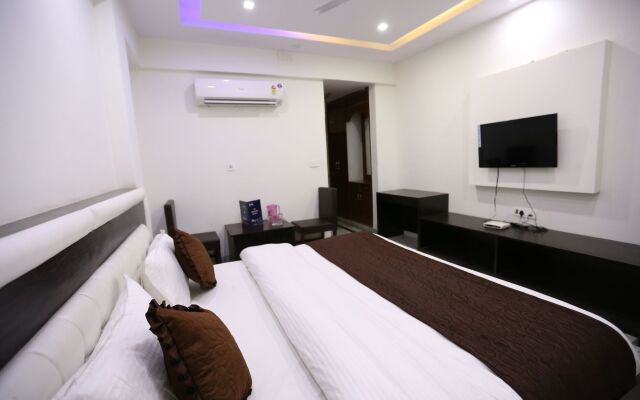 Hotel Namaskar By OYO Rooms