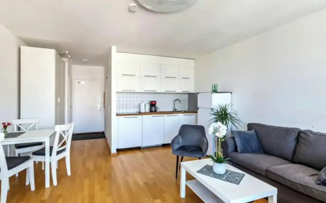 Cozy Neuss Apartment With Modern Amenities