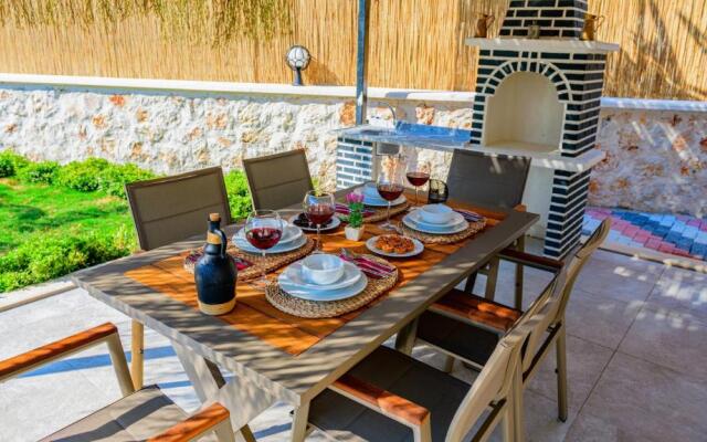 Zen - 2 Bedroom with jacuzzi in Kalkan Çayköy