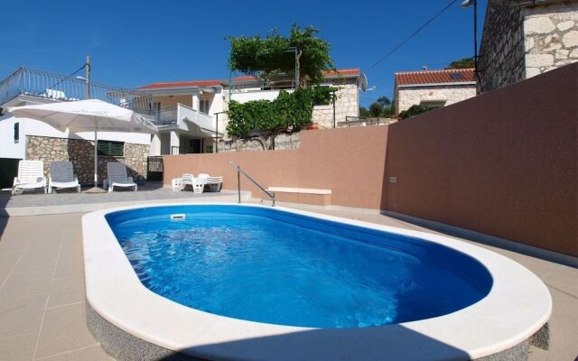 Holiday House Neda