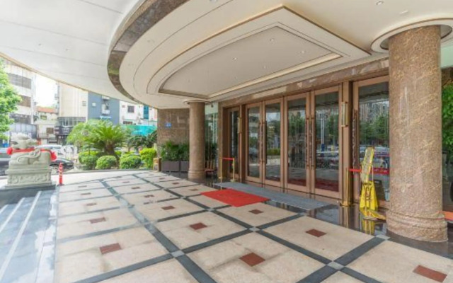 Rich Forex Hotel