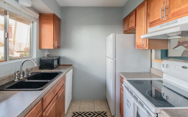Stylish 1BR Apt Old Town by WanderJaunt